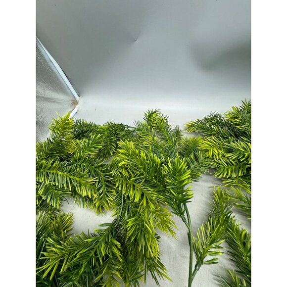 Christmas Green Garland Greenery Twist Artificial Plant Outdoor Indoor READ - Picture 8 of 8